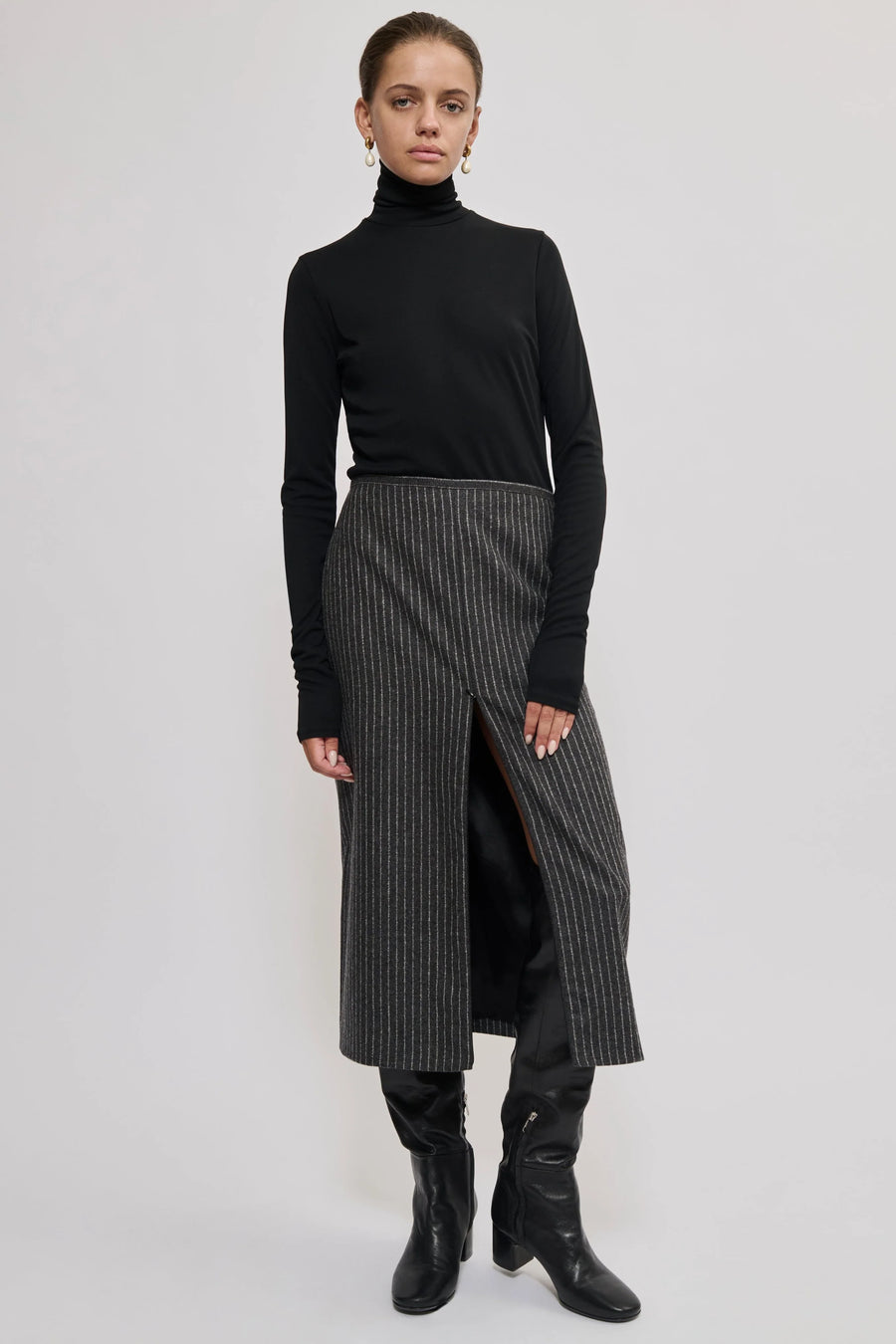 Pinstripe Slit Skirt