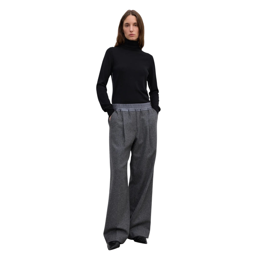 Relaxed Wool Trouser